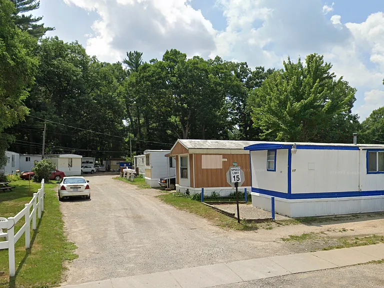 320 N Cedar St #3 — Photo 1