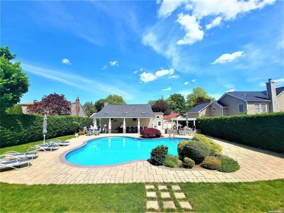 19 Preston Lane, Syosset, NY, 11791