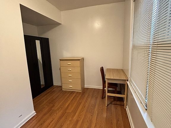 4th image of 1100 Hill St APT 2