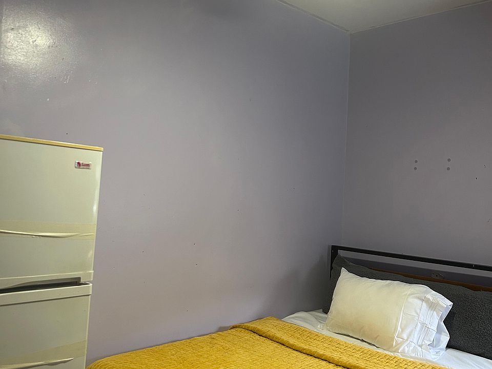 1st image of 707 W 180th St #0