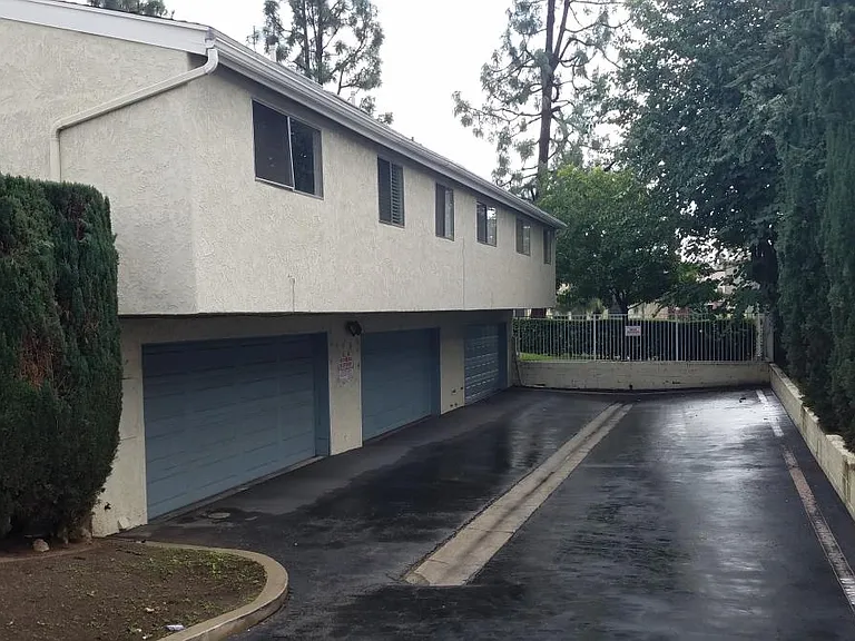 2673 Milton Ave #12 — Photo 3