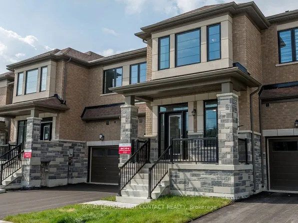 86 Kenneth Rogers Cres, East Gwillimbury, ON L9N 0S2