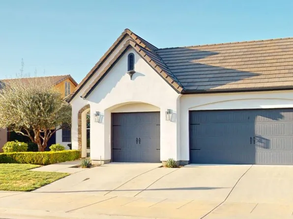 4153 Serena Ave, Clovis, CA 93619