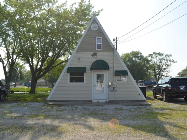 49 Ems B40g Ln, Leesburg, IN 46538