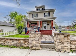 1028 S College St, Springfield, IL 62704