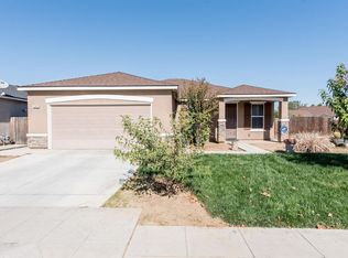 5365 E Pitt Ave, Fresno, CA 93727