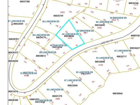64 Lakeview Drive, Whispering Pines, NC 28327