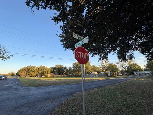 114 Hasler St, Bastrop, TX 78602
