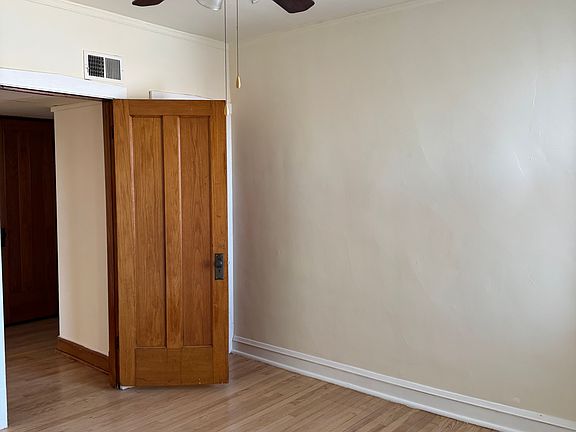 5th image of 2314 W Schubert Ave #3