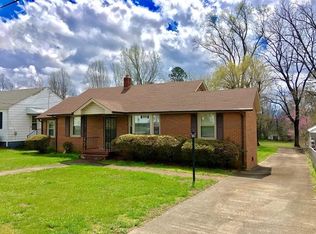 45 Walnut St, Ridgeway, VA 24148
