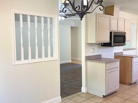 5th image of 111 Trey Dr