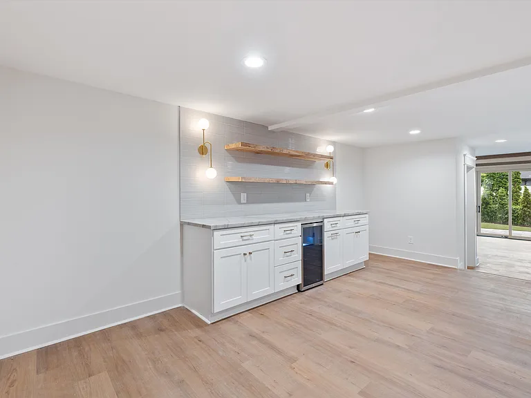 1816 Wildwood Ave — Photo 58