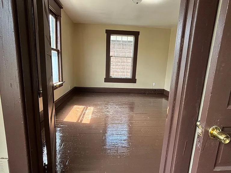 412 Wayne Ave — Photo 18
