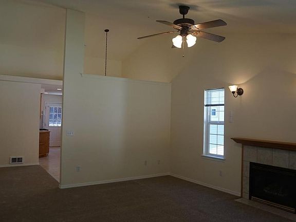 5th image of 15541 104th Pl SE