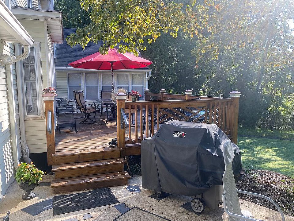 2nd image of 3241 Virginia Ln