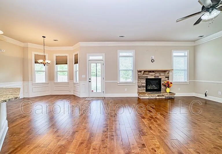 200 Sunnybrook Ln — Photo 10
