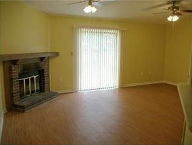 3rd image of 1441 San Filippo Dr SE
