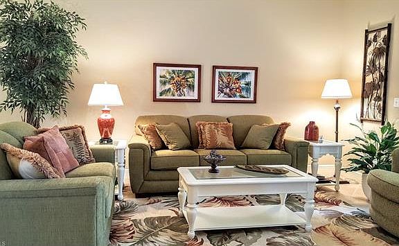 4th image of 14928 Hickory Greens Ct