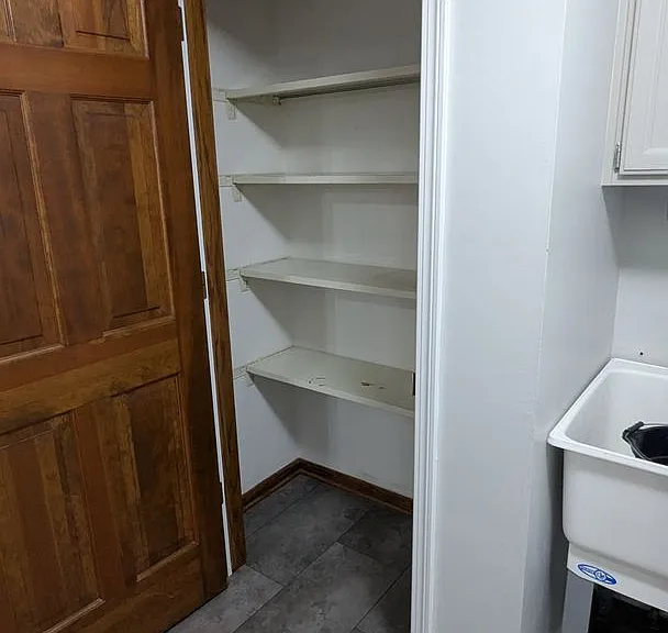 2025 Longfellow St NE — Photo 33