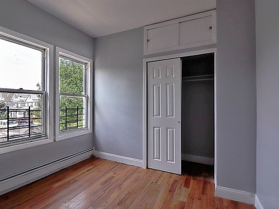 4th image of 14642 Lakewood Ave APT 1