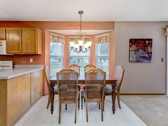5th image of 700 Manoa Ct