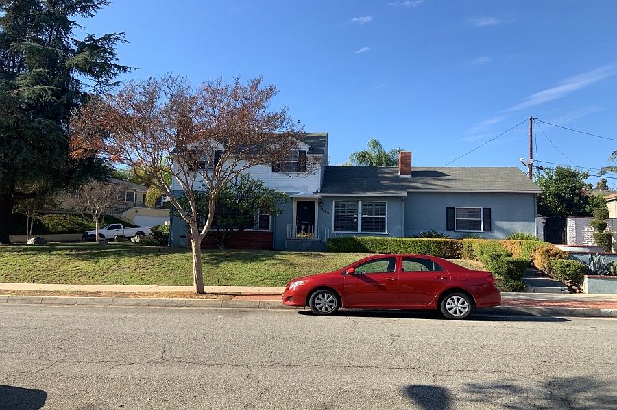 1st image of 2409 Avondale Dr