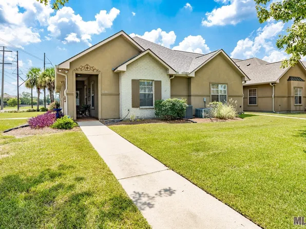 3916 Cypress Hall Dr, Addis, LA 70710