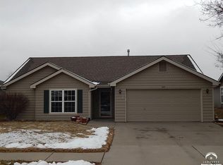 749 Hickory St, Lawrence, KS 66044