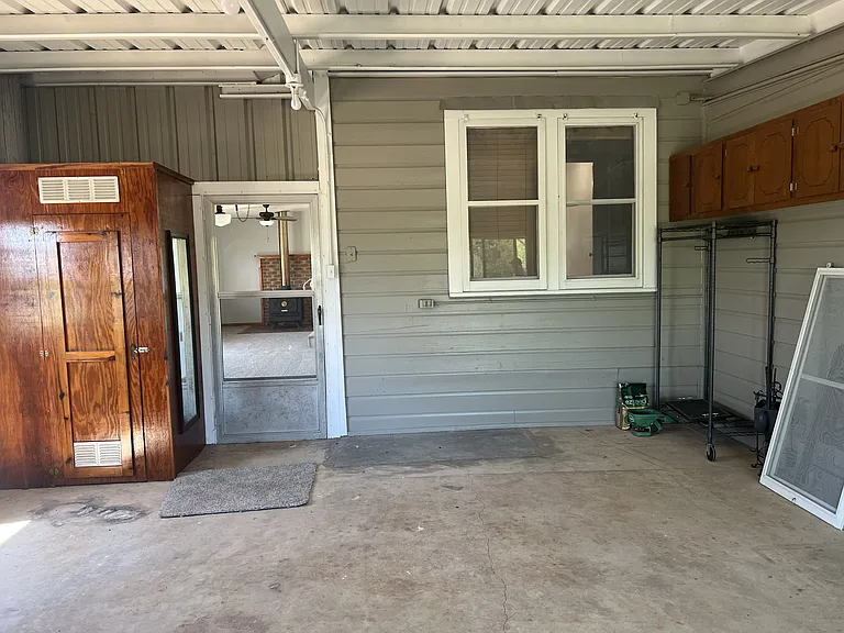 2115 Nash Creek Rd — Photo 35