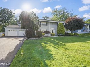 12 Whitman Blvd, Manalapan, NJ 07726