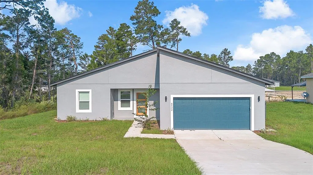 3 bed, 2.0 bath, 1850 sqft, $2,150 — Photo 2