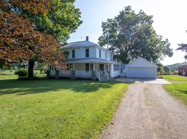 4315 5th St, Caledonia, MI 49316