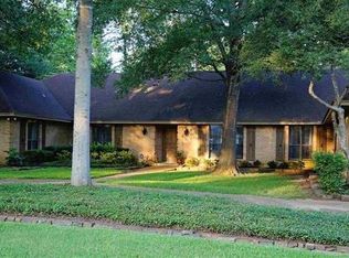 1025 Wilburn Dr, Paris, TX 75460