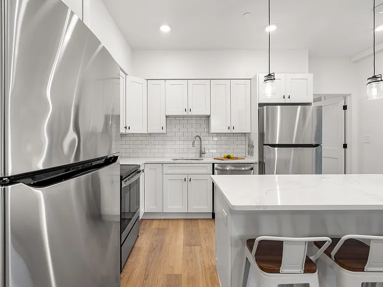 141 Hillside St #2 — Photo 14