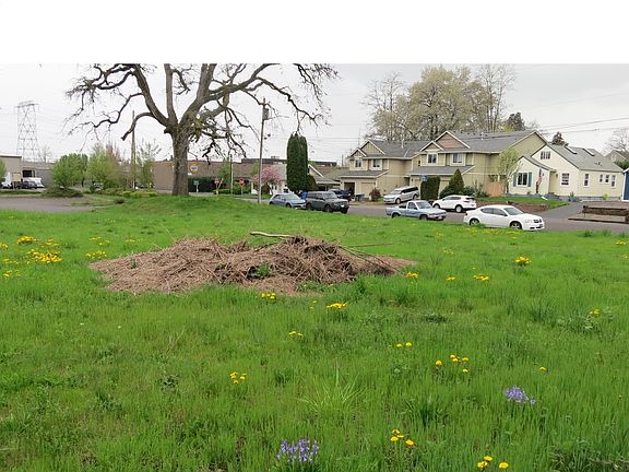 3rd image of 1 SE Tampa St