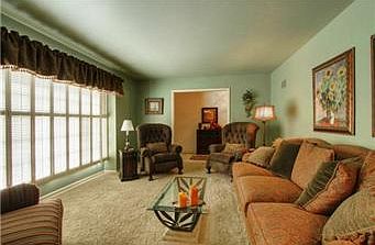 3rd image of 7708 W 100th Pl