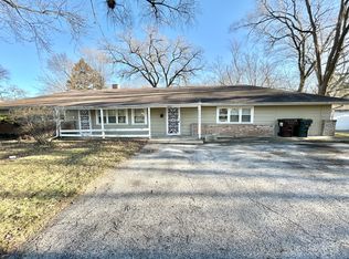 18041 Thomas Ln, Country Club Hills, IL 60478