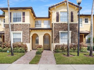 9229 SW 227th St #49, Cutler Bay, FL 33190