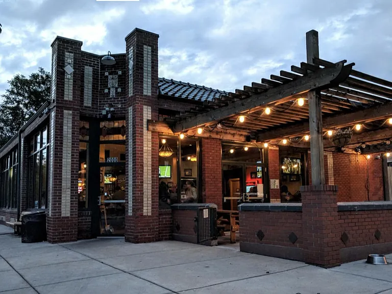 2805 N Franklin St — Photo 15