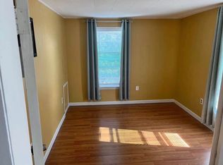 167 Ennell St, Lowell, MA 01850