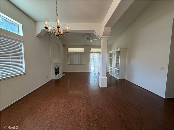 2nd image of 39431 Bluffside Way