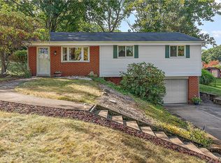 441 Emerald Dr, Pittsburgh, PA