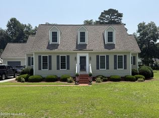 2512 Hickory St, New Bern, NC 28562