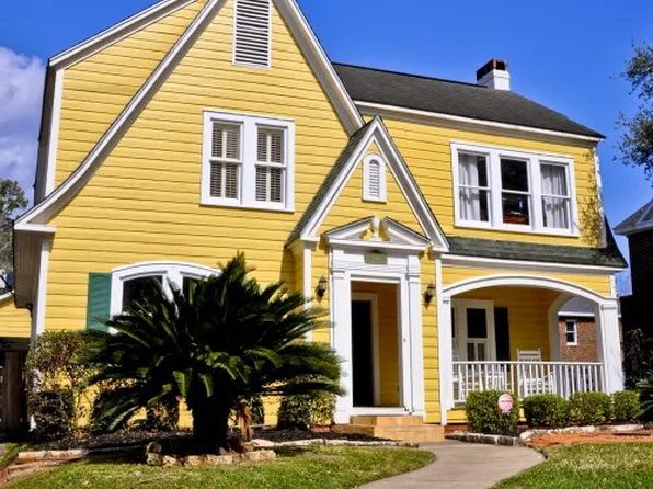 2424 Harrison St, Beaumont, TX 77702