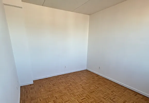 Sold by Michael Reed, LREB | media 13