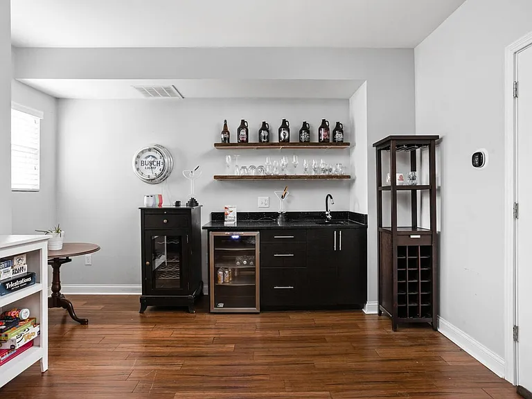 Building's Lounge