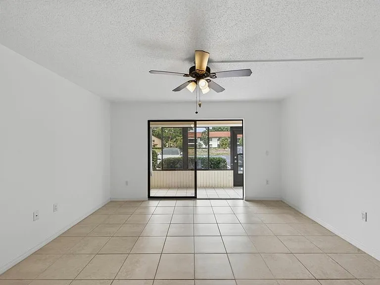 5735 Gardens Dr #5735 — Photo 14