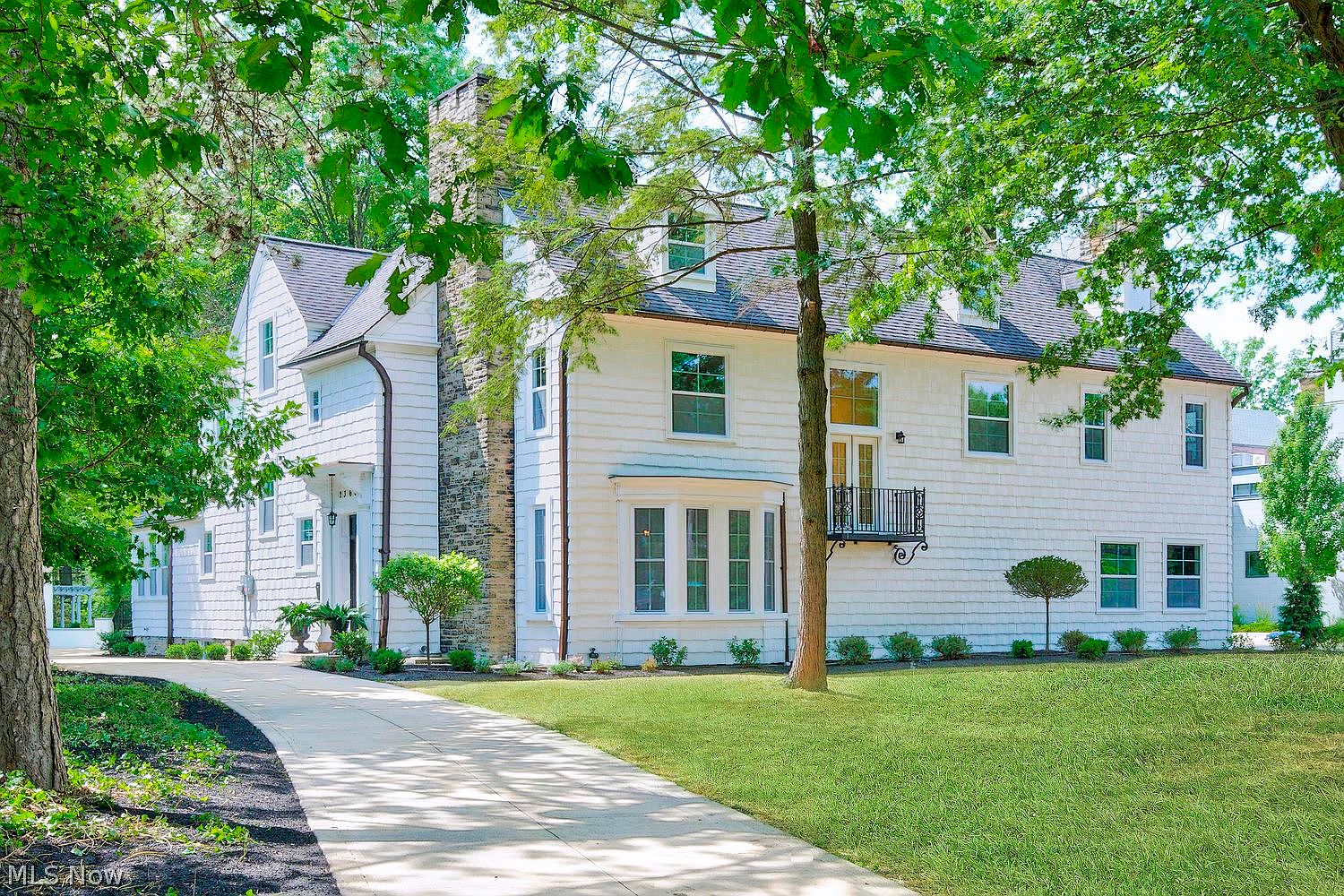 2368 Overlook Rd, Cleveland Heights, OH 44106 | MLS #5223759 | Zillow