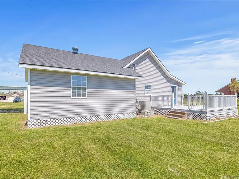 151 Ednas Rd — Photo 6