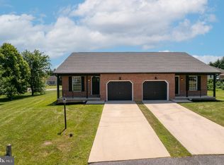 33 Larch Dr, Shippensburg, PA 17257